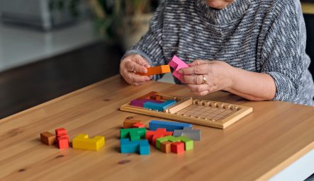 Exercícios cognitivos em casa pós-AVC: estimulando o cérebro na recuperação