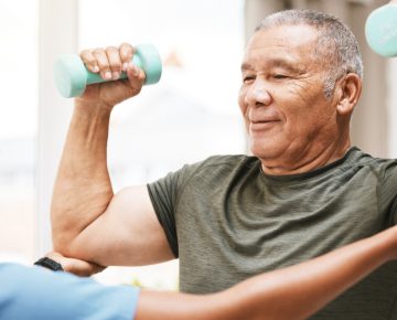 Reabilitação precoce pós-AVC ajuda a reduzir sequelas e recuperar autonomia